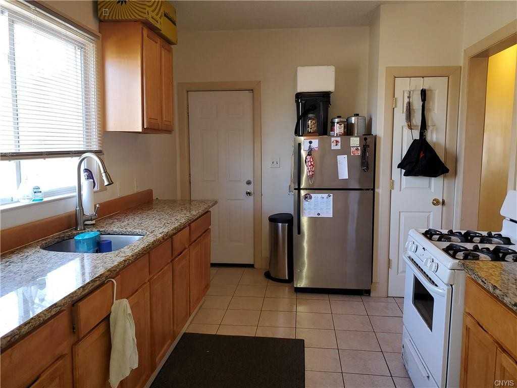 1410 Madison St #NA - Photo 2 of 7