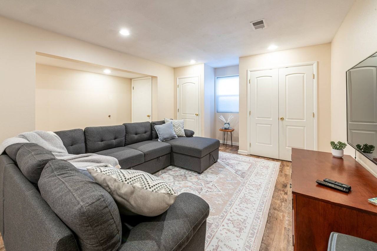3726 N Clay St #2 - Photo 2 of 13