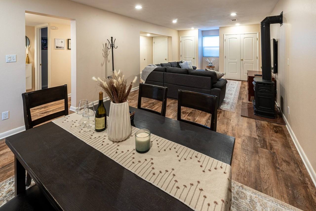 3726 N Clay St #2 - Photo 6 of 13