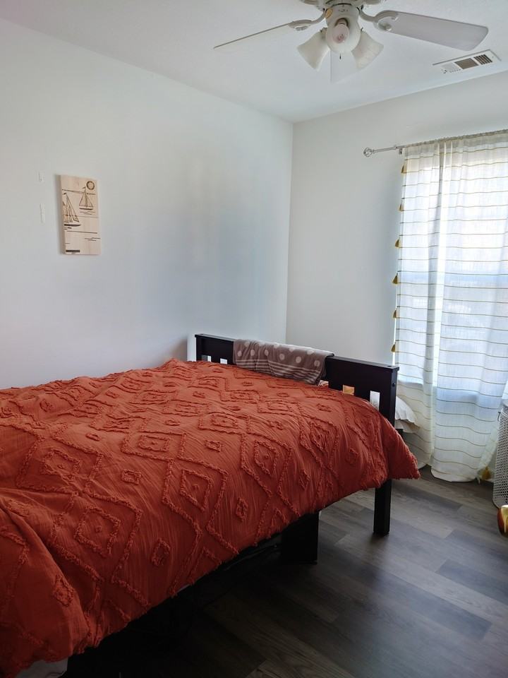 8 Leeward Ct #NA - Photo 4 of 9