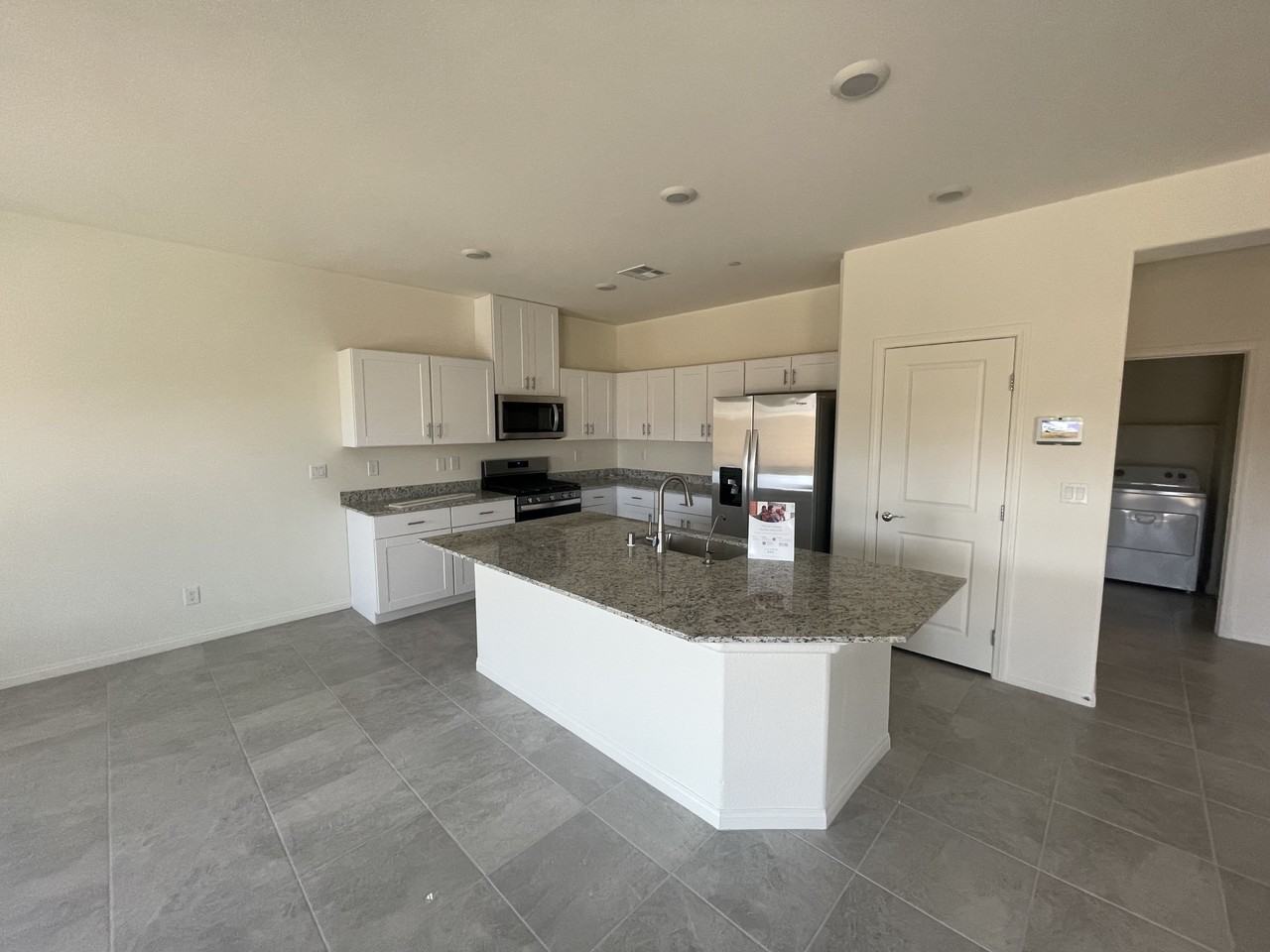 10955 Meridian Fields Ave #NA - Photo 3 of 21