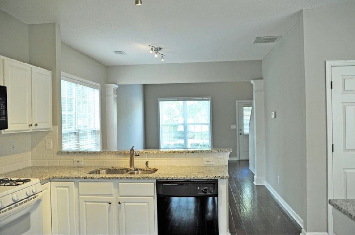 10905 Wittenridge Dr #NA - Photo 3 of 10