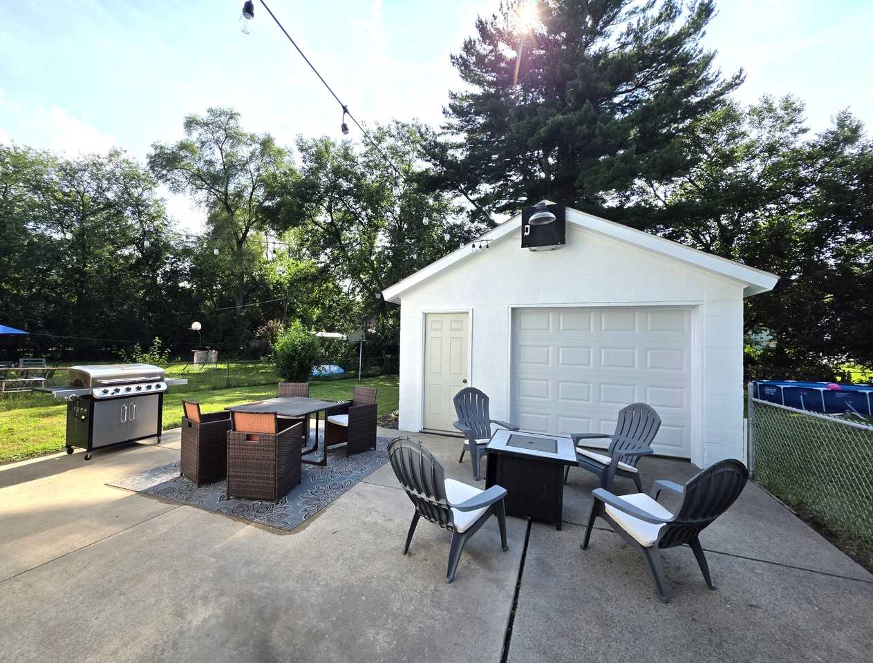 915 Mackow Dr #NA - Photo 2 of 19