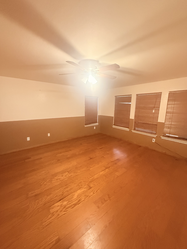 3118 Dusty Oak Dr #NA - Photo 5 of 13