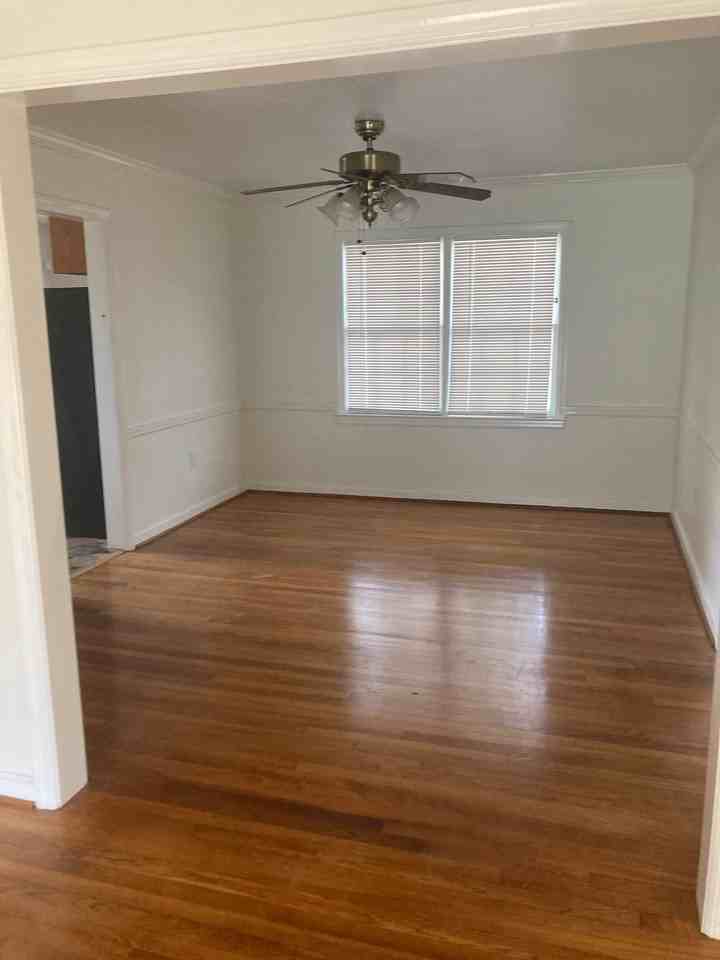 4647 Sylvan Dr #NA - Photo 4 of 9
