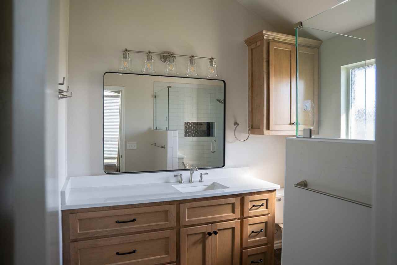 2916 E Lake Dr #NA - Photo 7 of 32