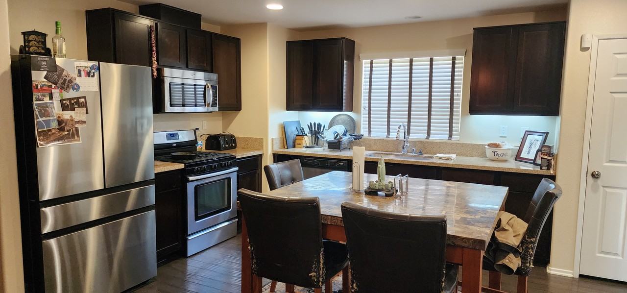 34129 Hillside Dr #A - Photo 4 of 10