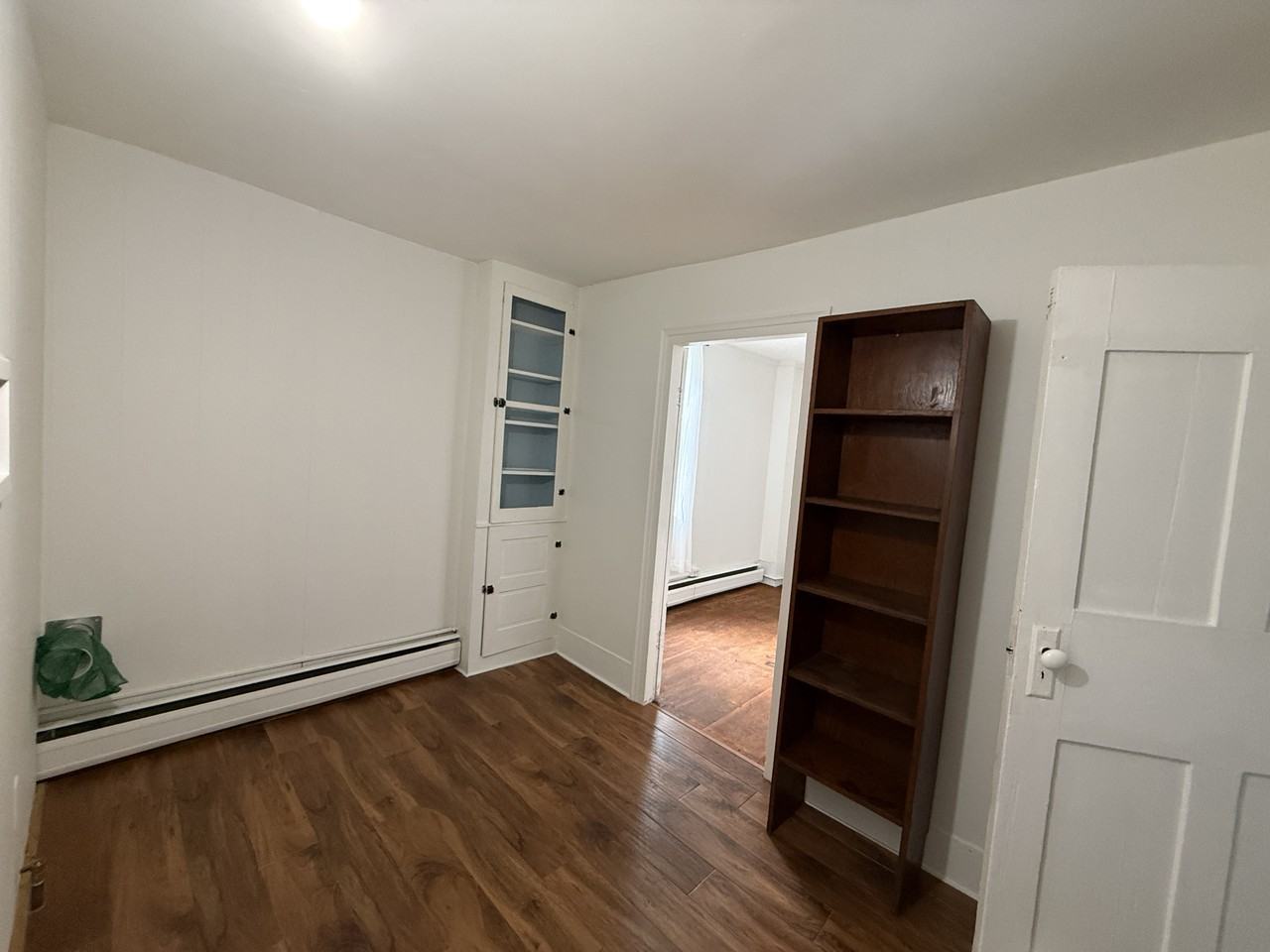 355 Main St - Photo 5 of 11