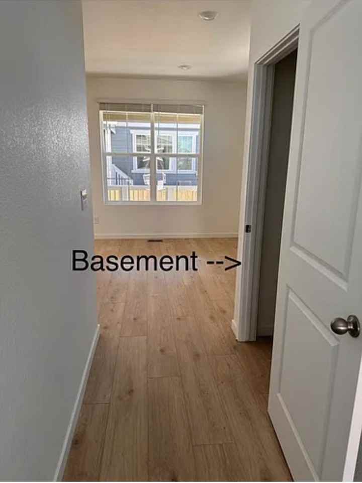 8975 Salmonberry Ct #NA - Photo 4 of 26