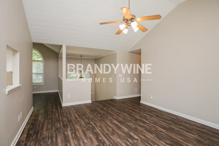 814 Evergreen Dr - Photo 6 of 20