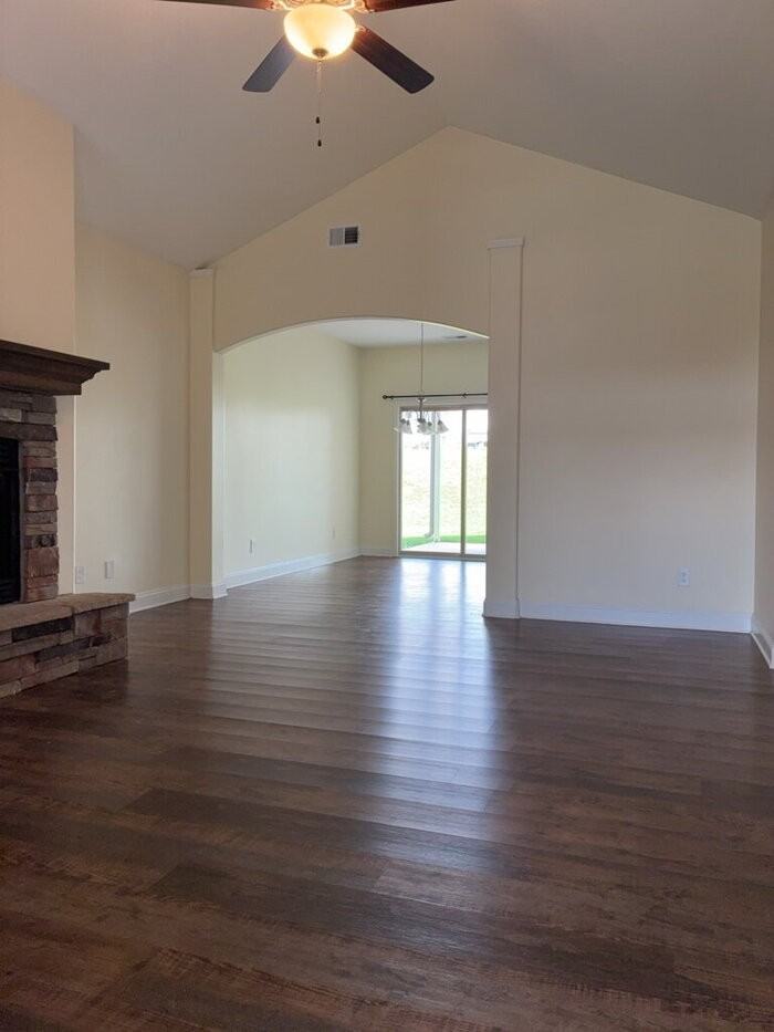 18 Forest Ridge Way - Photo 2 of 25