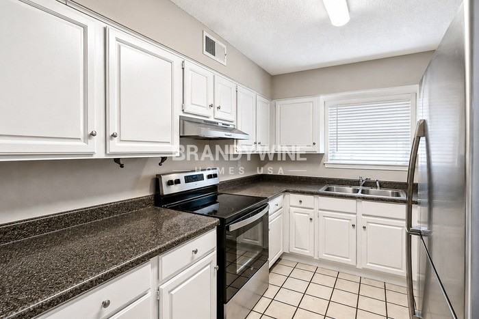 1313 Mullins Station Rd - Photo 5 of 21