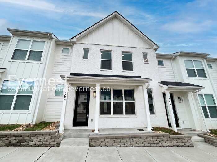 302 Jeffries Way