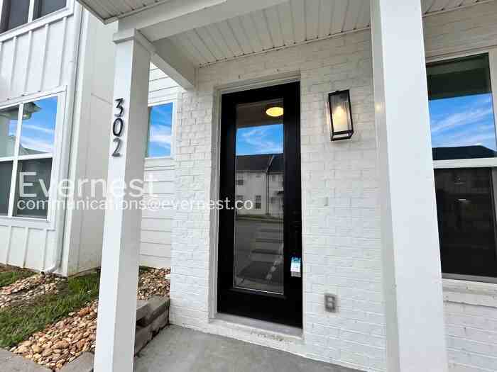 302 Jeffries Way - Photo 2 of 29