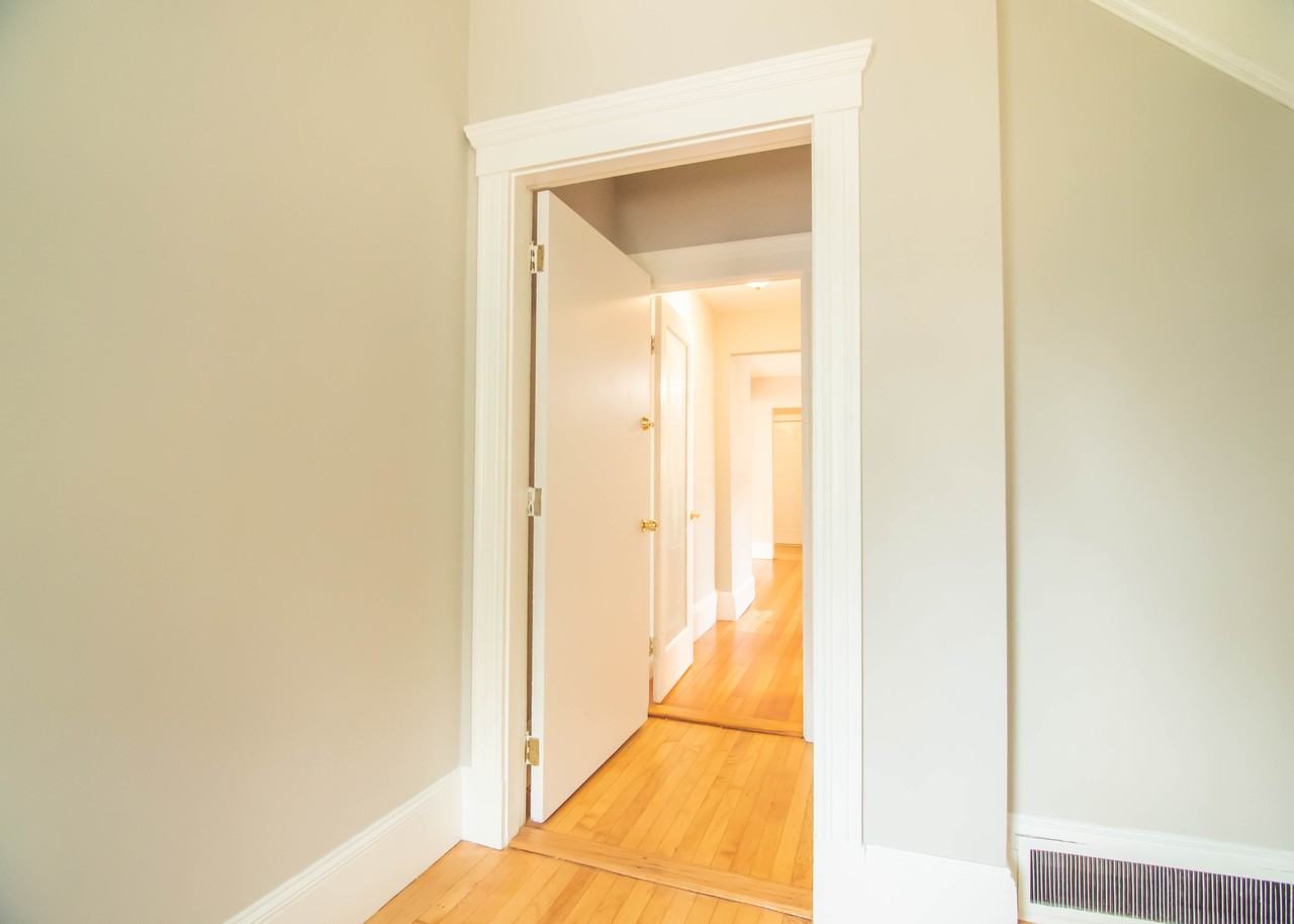 48 Oak Square Ave #1 - Photo 3 of 37