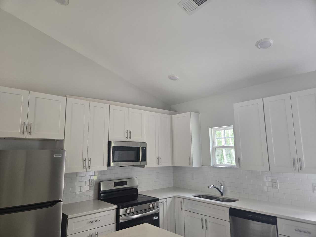 1715 Ward Cir #NA - Photo 3 of 10