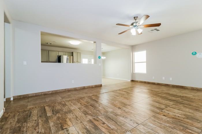 22834 W Mohave St - Photo 2 of 17