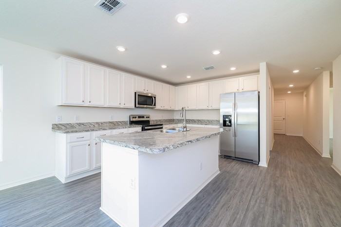 306 Judy Ln - Photo 5 of 12