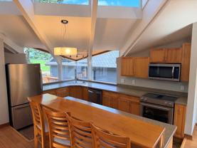 720 Ne 34th Pl - Photo 1 of 1