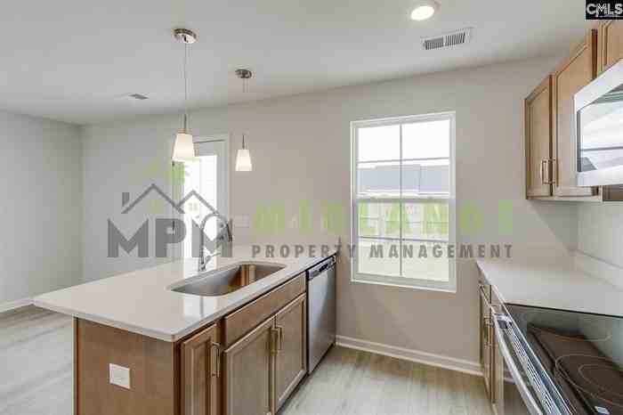 3068 Harborview Dr - Photo 7 of 25