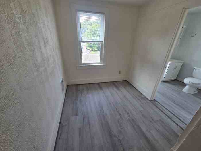 701 8th St #2 - Photo 3 of 12
