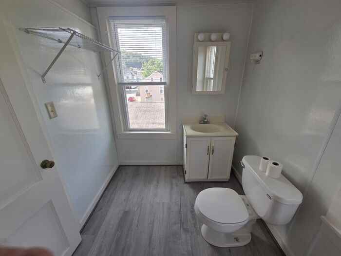 701 8th St #2 - Photo 6 of 12