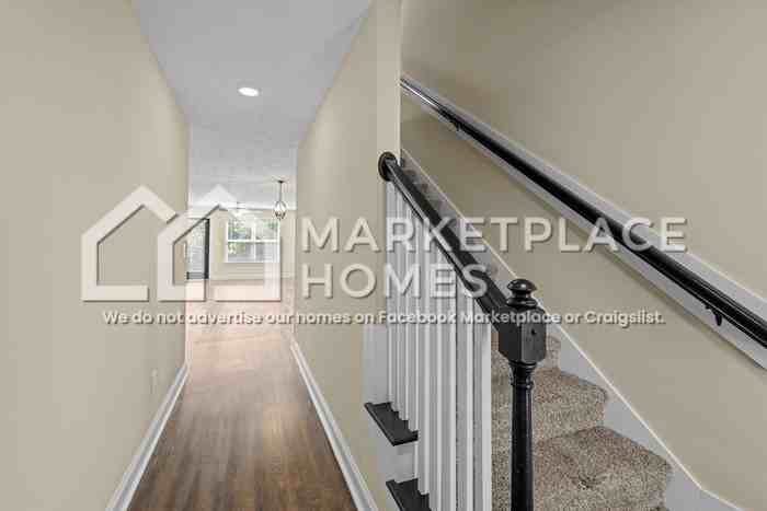116 Downsbury Rd - Photo 7 of 41