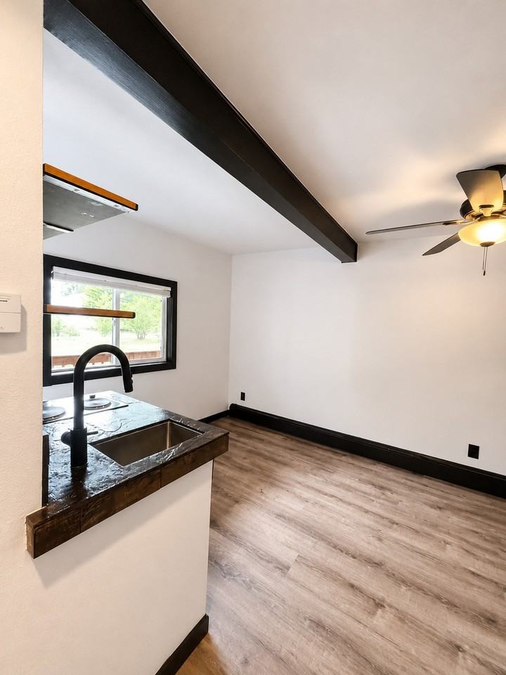510 Main St #2 - Photo 3 of 18