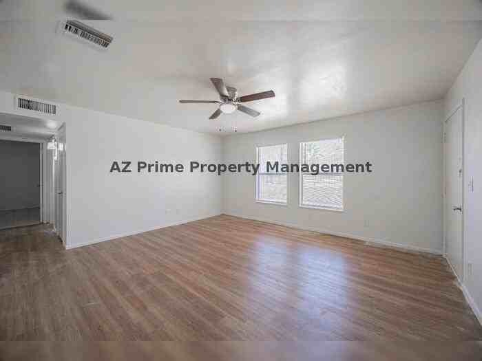 925 W Peoria Ave - Photo 6 of 19
