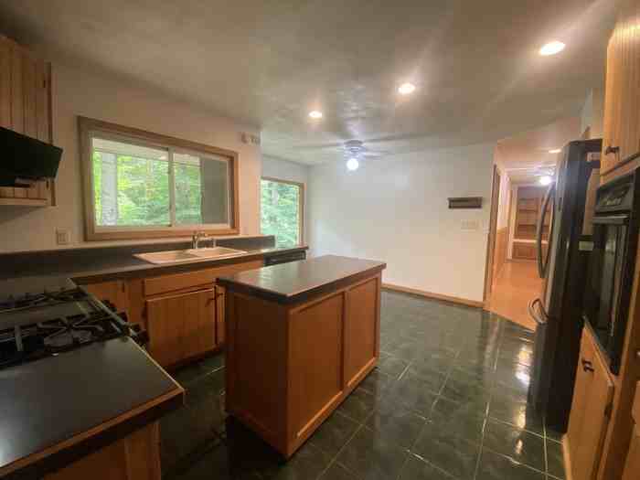 30862 Pinewood Dr - Photo 5 of 43