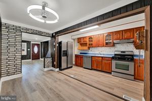 featured image of 7500 Rabon Ave