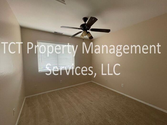 10995 W Rio Vista Ln - Photo 7 of 10