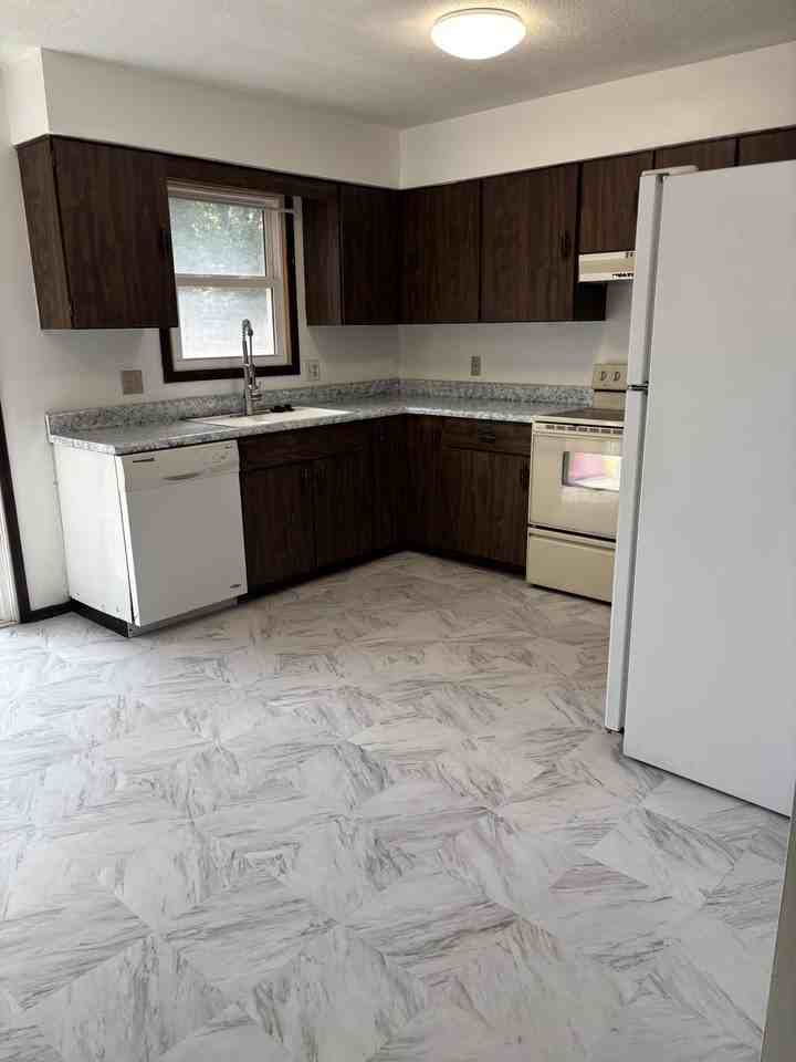 3809 34th St #NA - Photo 5 of 16