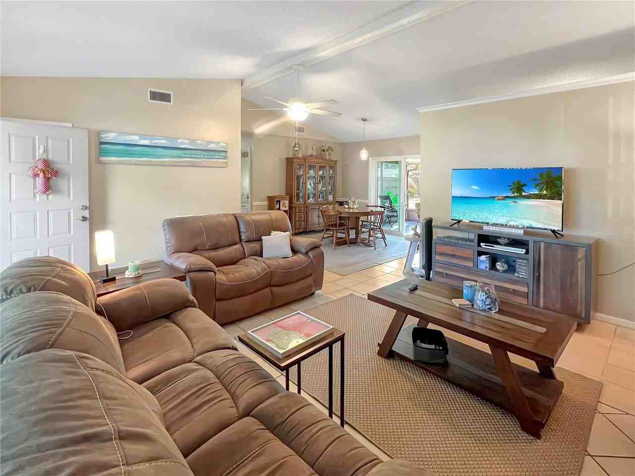 3649 Ne 28th Ct #NA - Photo 5 of 20