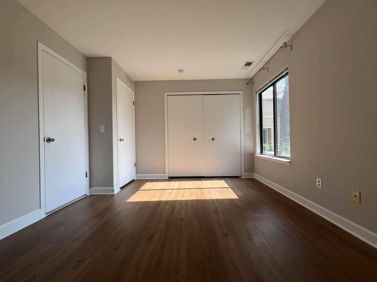 225 Briarcrest Dr #202 - Photo 7 of 17