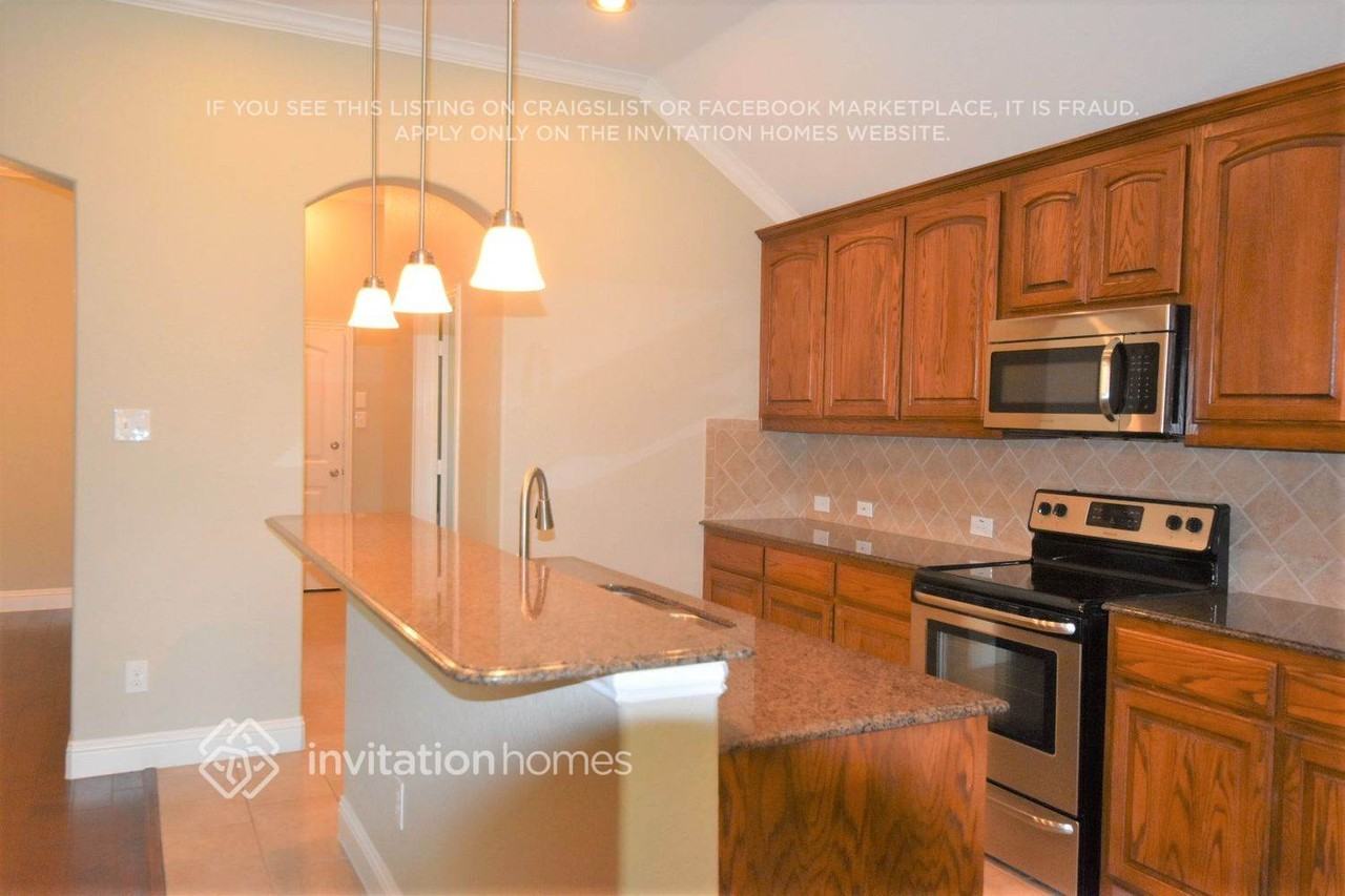 214 Range Rd - Photo 6 of 18