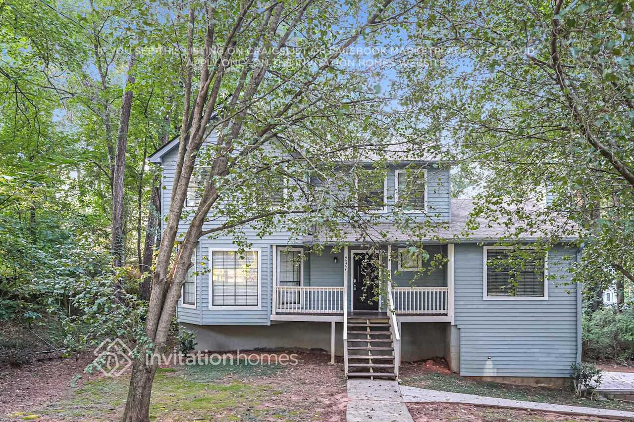 297 Phoenix Dr