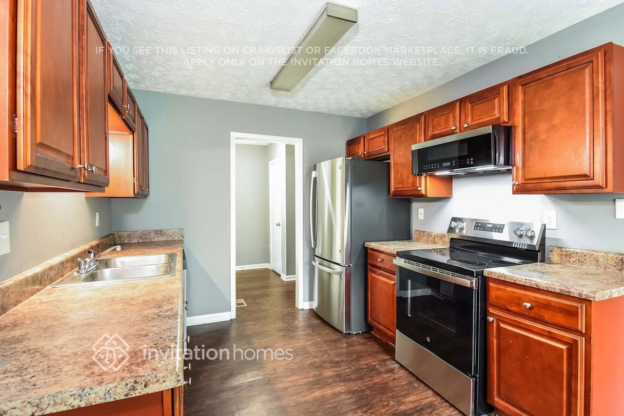 6601 Valley Hill Dr Sw - Photo 7 of 18