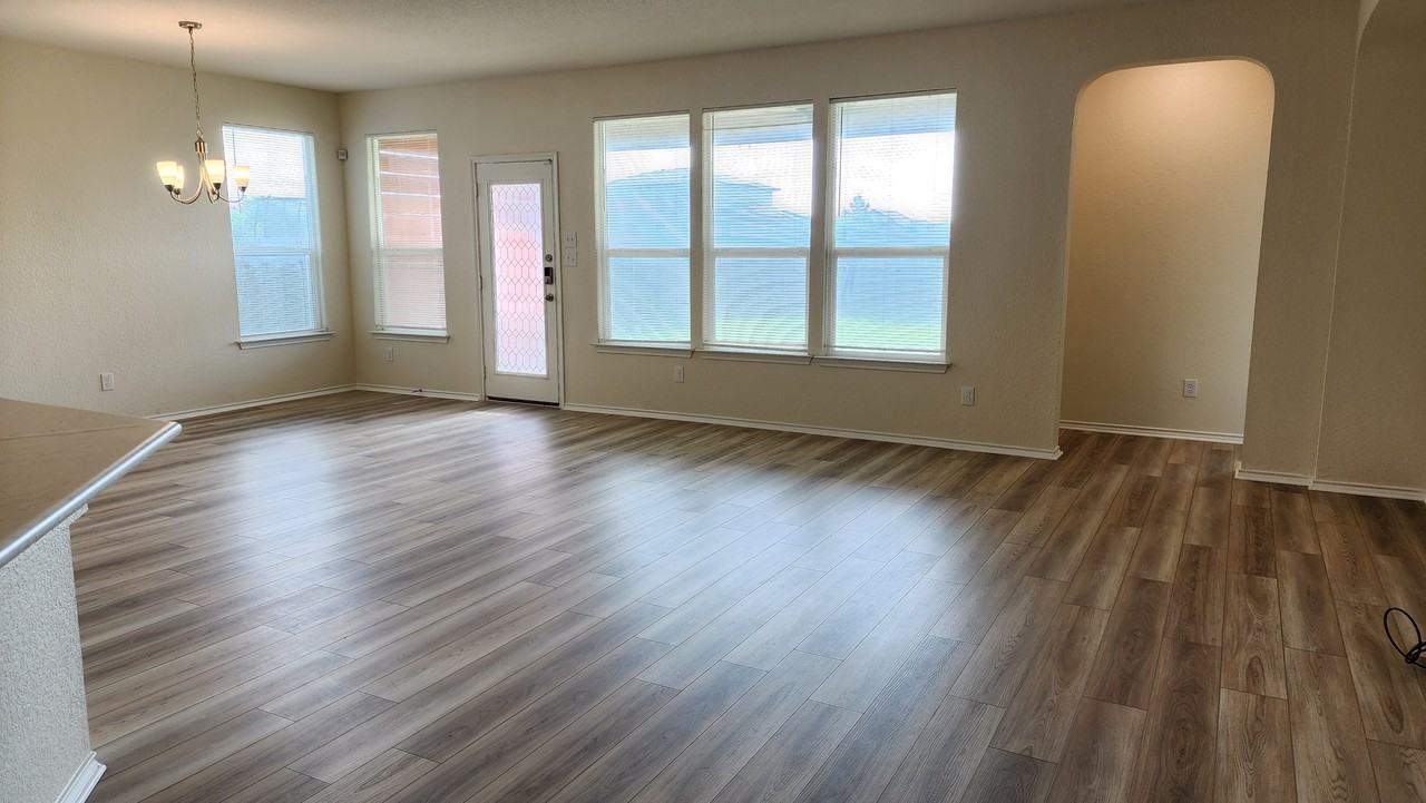 6229 Mantalcino Dr #1 - Photo 5 of 15