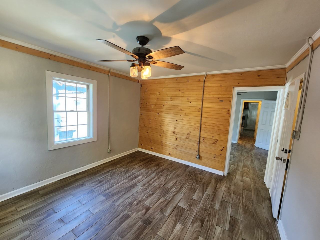 543 Oliver St Nw #1B - Photo 2 of 9