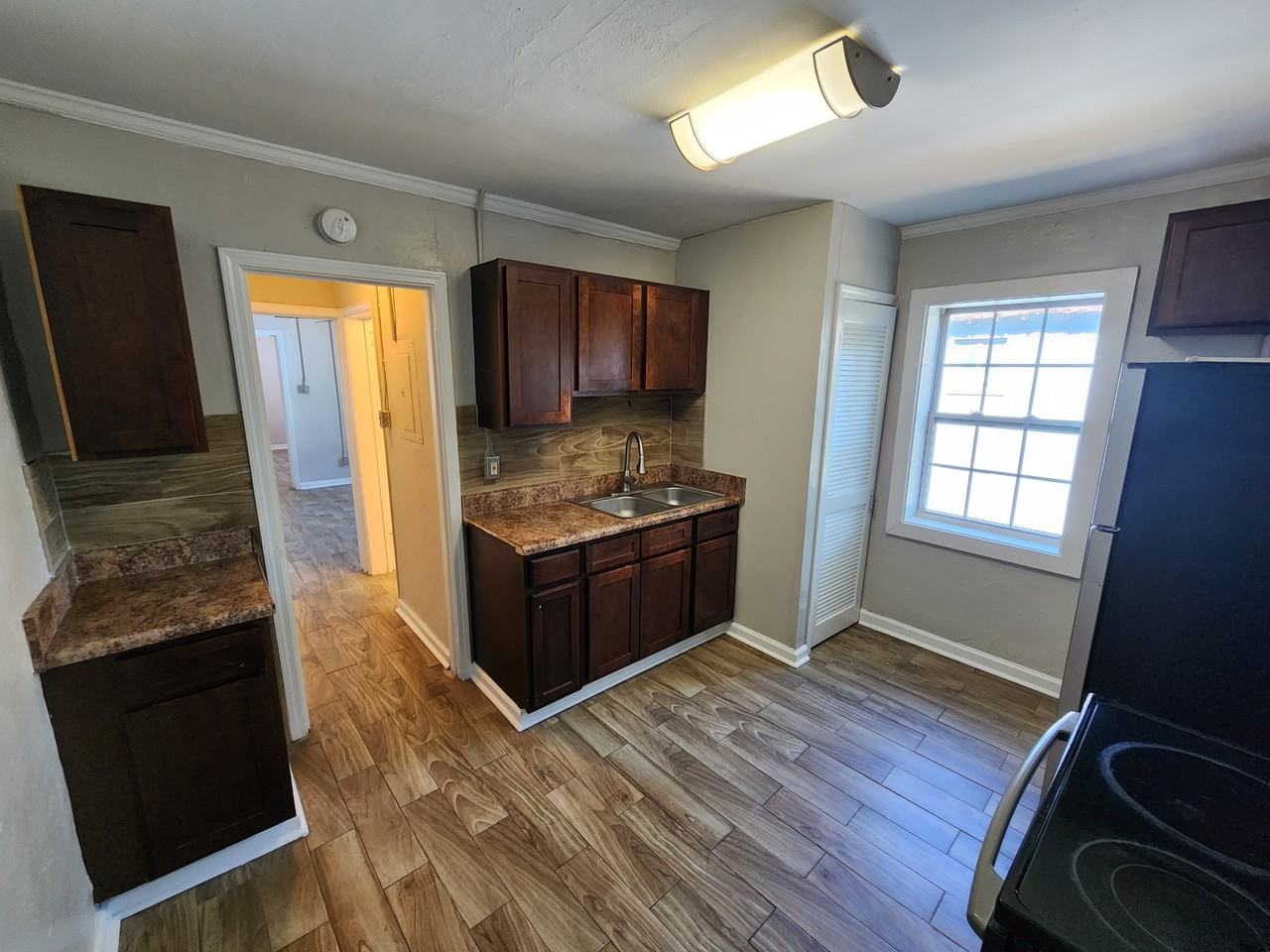 543 Oliver St Nw #1B - Photo 6 of 9