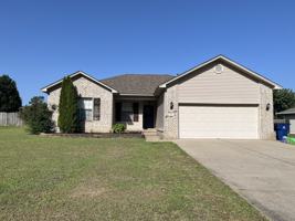 featured image of 98 Rosebud Cir #1