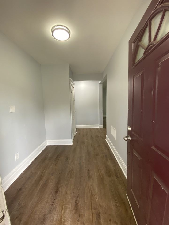 366 McEwan Avenue #368 - Photo 2 of 15