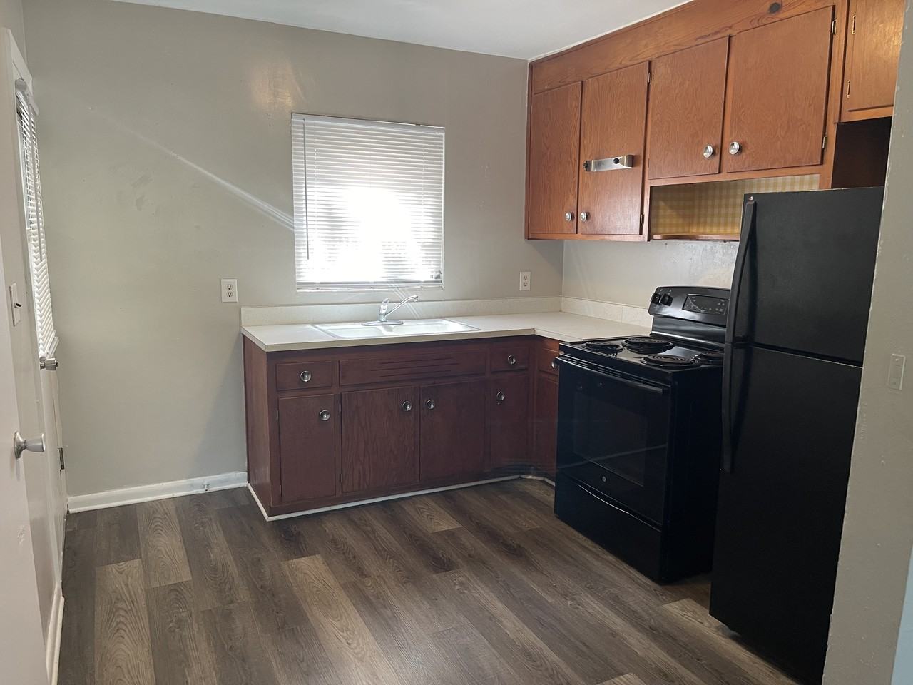 4402 Melrose Ave #1 - Photo 3 of 14