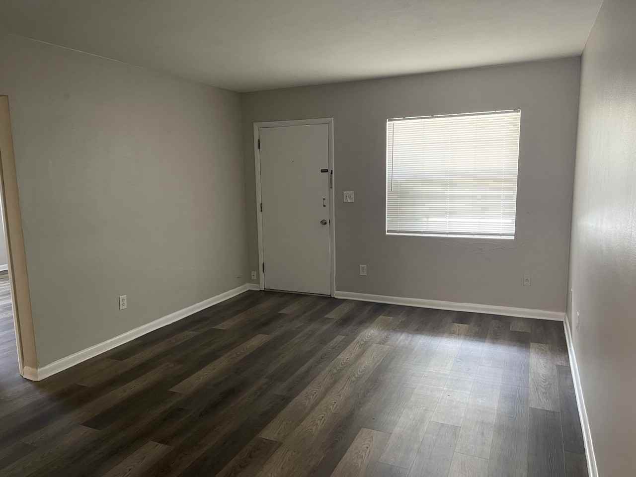 4402 Melrose Ave #1 - Photo 4 of 14