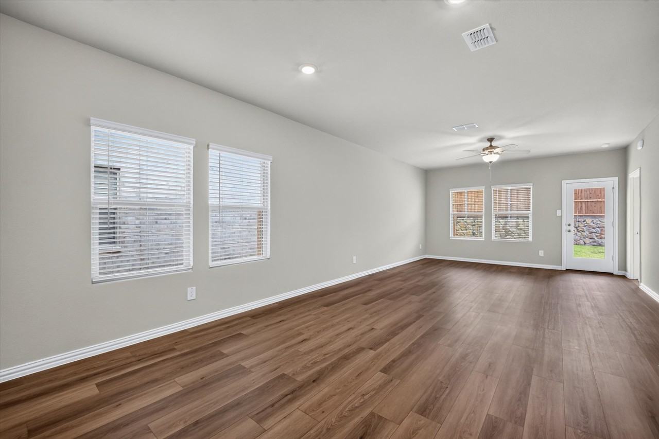 512 Dorothy Dr #1 - Photo 4 of 24