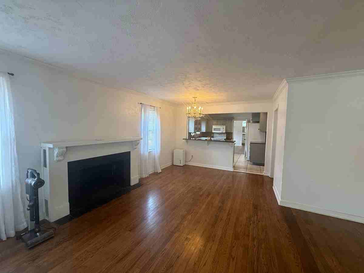 3105 Nw 21st St #1 - Photo 5 of 40