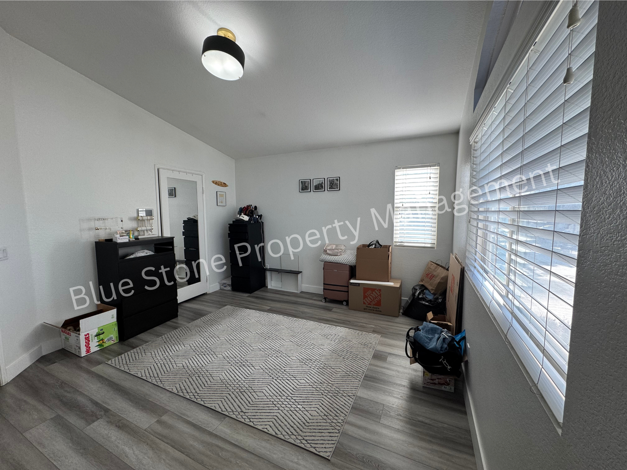 1290 Pinnacle Peak Dr #1 - Photo 6 of 15