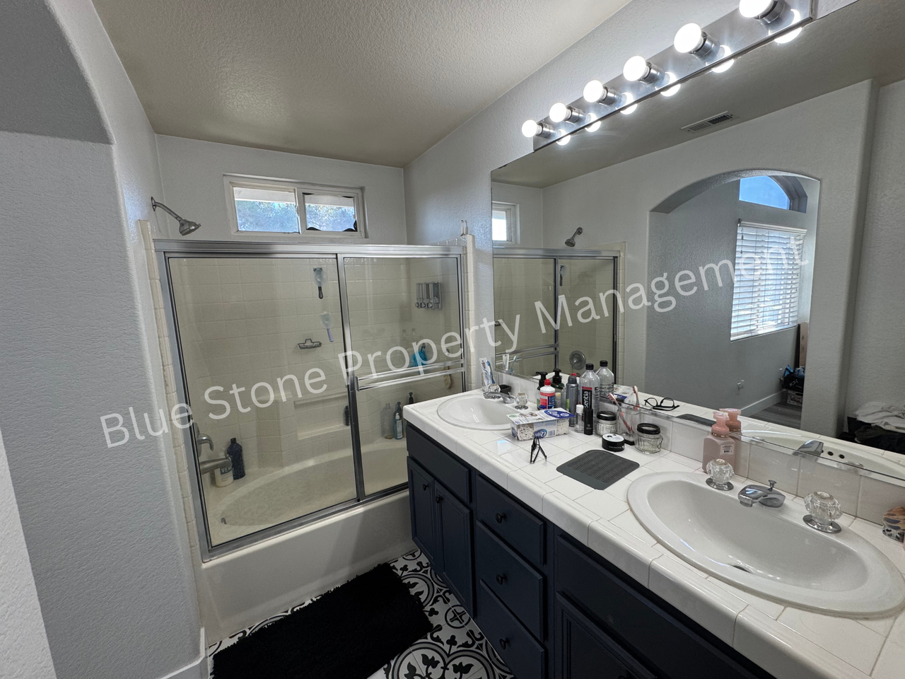1290 Pinnacle Peak Dr #1 - Photo 7 of 15