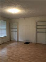 604 E Erie St #3 - Photo 5 of 7